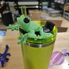 Load image into Gallery viewer, TREE FROG-3D PRINTED STRAW BUDDY