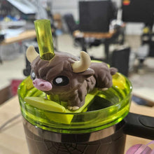 Load image into Gallery viewer, HIGHLAND COW-3D PRINTED STRAW BUDDY
