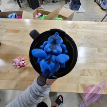 Load image into Gallery viewer, BLUE ALIEN-3D PRINTED STRAW BUDDY
