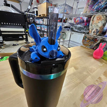 Load image into Gallery viewer, BLUE ALIEN-3D PRINTED STRAW BUDDY
