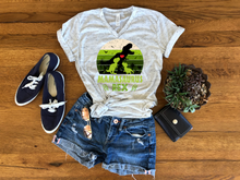 Load image into Gallery viewer, MAMA REX GRAPHIC TEE
