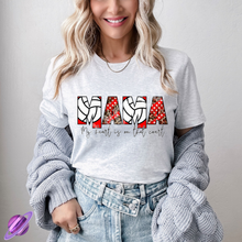 Load image into Gallery viewer, VOLLEYBALL MAMA TEE
